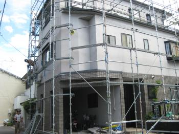20150816nsama-set_up_scaffolding-under_construction00.jpg