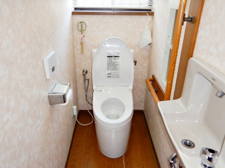 20230110msama_toilet_title00.jpg