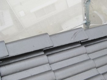 屋根　セメント瓦補修　塗装