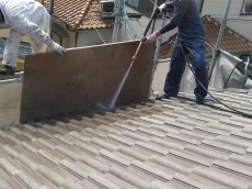 屋根　セメント瓦　高圧洗浄　塗装