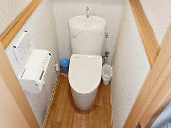 そろそろトイレリフォームしたいなとお考えの方へ、掃除がラクになるトイレはいかがですか？もっと快適な空間にしませんか？