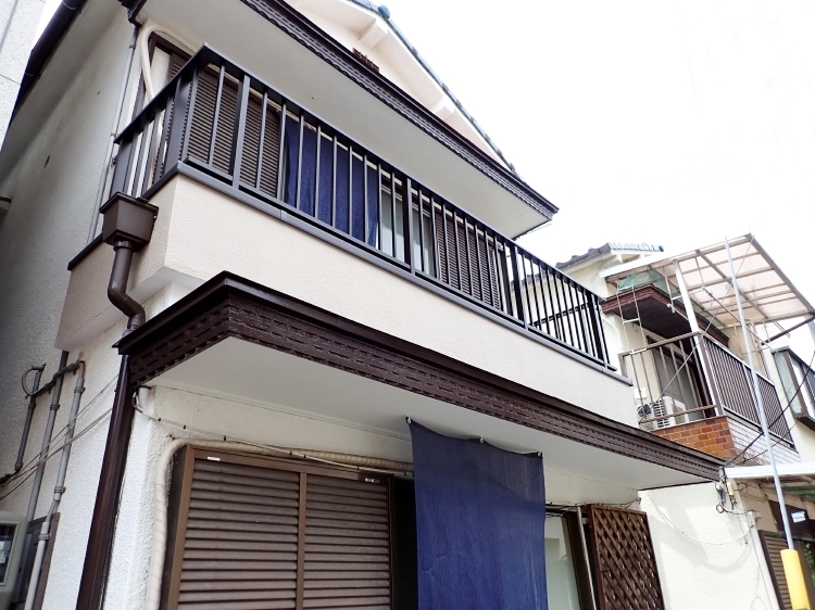 堺市東区　A様邸　ベランダ外壁補修・防水工事事例