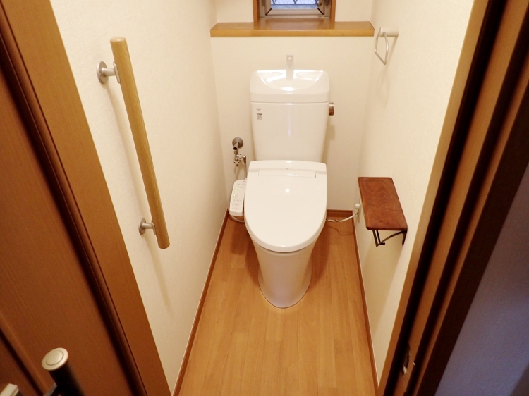 堺市中区　K様邸　トイレリフォーム工事事例