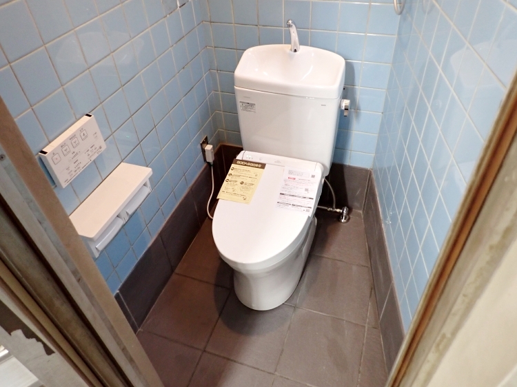 堺市堺区　N様邸　TOTO ピュアレストQRリモデル交換工事事例