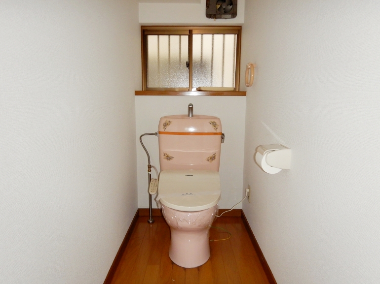 シンプルで使いやすいトイレに