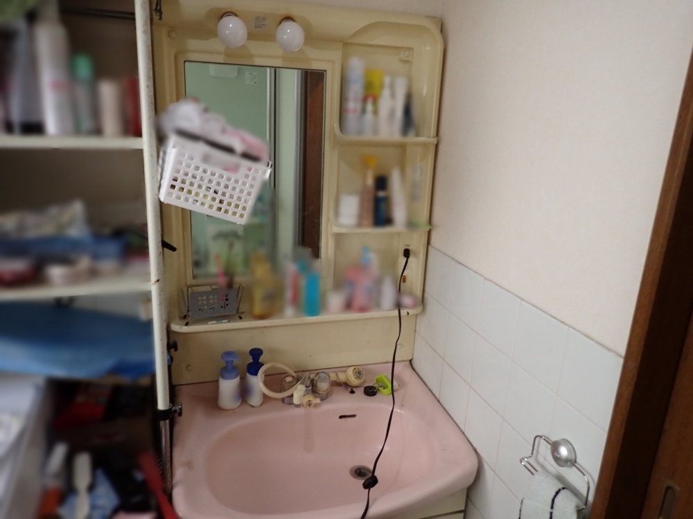 洗面化粧台をスッキリ使いやすく