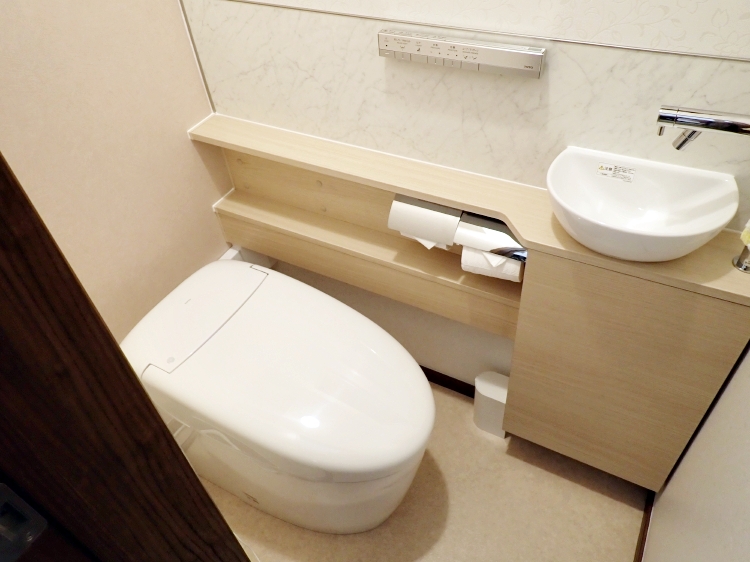 限られたスペースを広々とした空間に