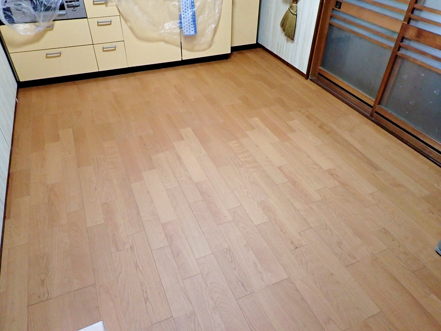 フロア張替えで快適に