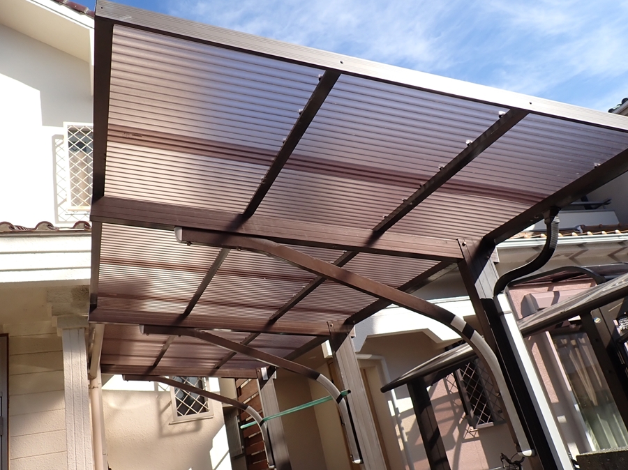 カーポート屋根の波板交換